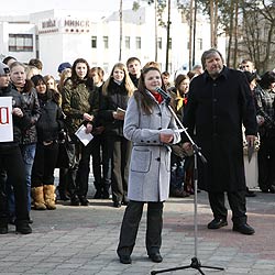 The live link up from Slavutych town square