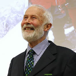 Mountaineering legend wows business leaders with Everest leadership story