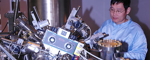 A Molecular Beam Epitaxy machine in Physics