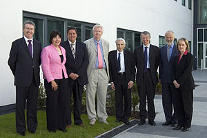 L-R Professor Paul Wellings, Professor Barbara Maher, Dr Mark Bacon, Professor Bill Davies, Lord Rees, Bryan Gray MBE DL, Sir Christian Bonington CBE, Niki Swaffield (ERDF)