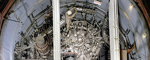 An early, thorium-based molten salt reactor, pictured in the 1960s. Image credit: Oak Ridge National Laboratory