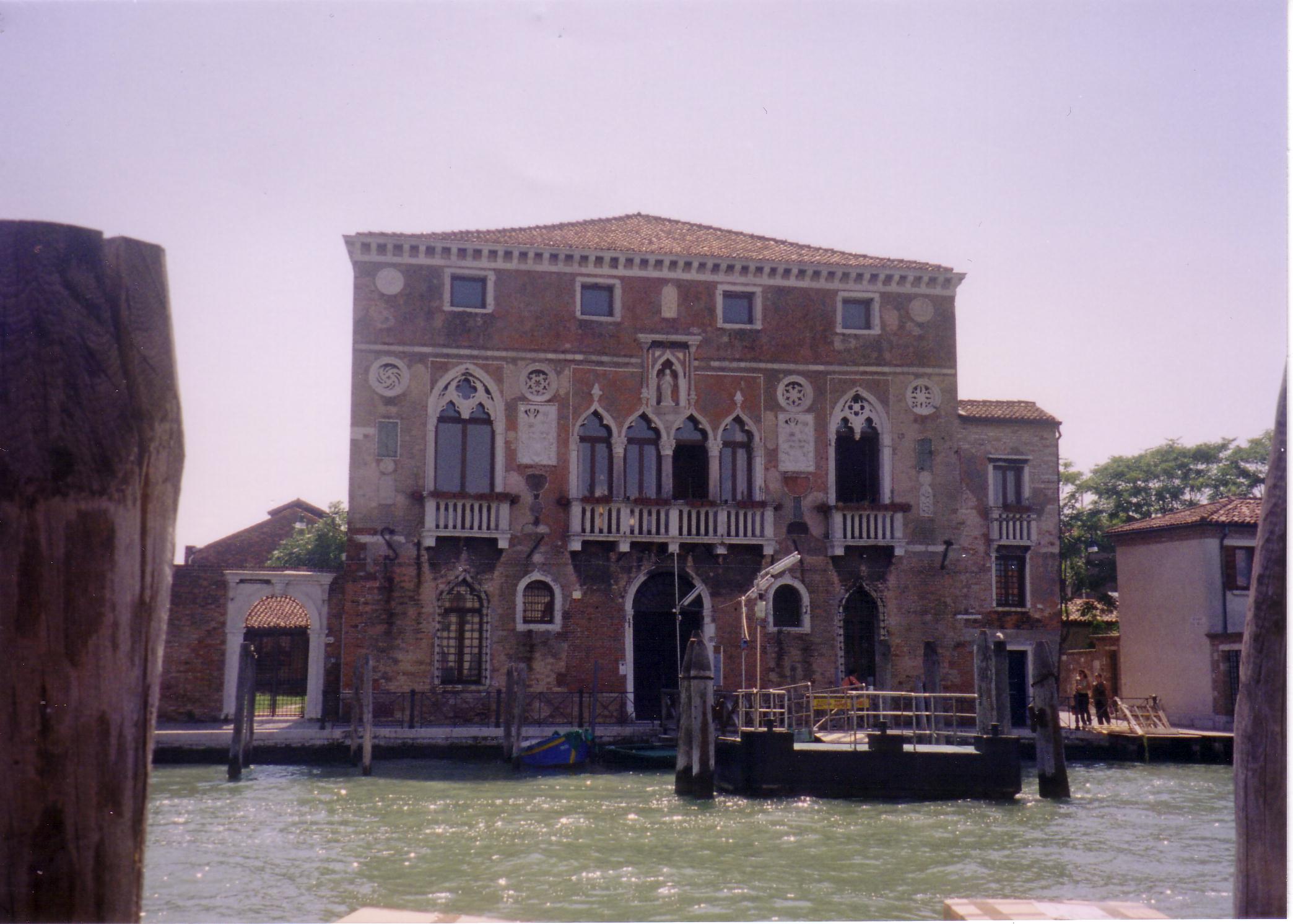 Palazzo da Mula at the Fondamenta da Mula (Murano 4)