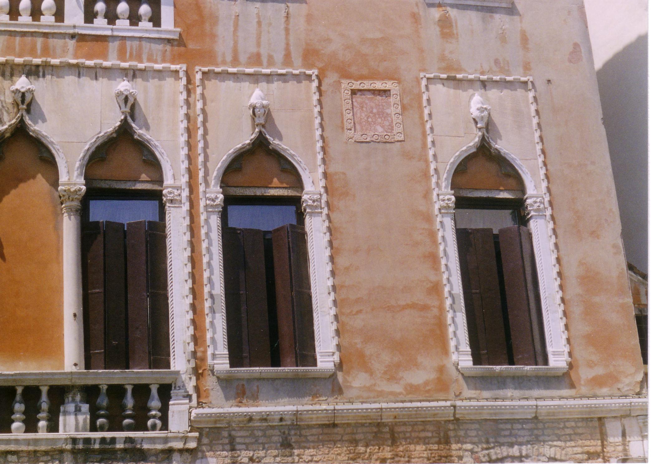 Palazzo Maravegie. First floor windows. (right side)Ponte Delle Maravegie on the Fondamenta Bollani (Dorsoduro 1071)