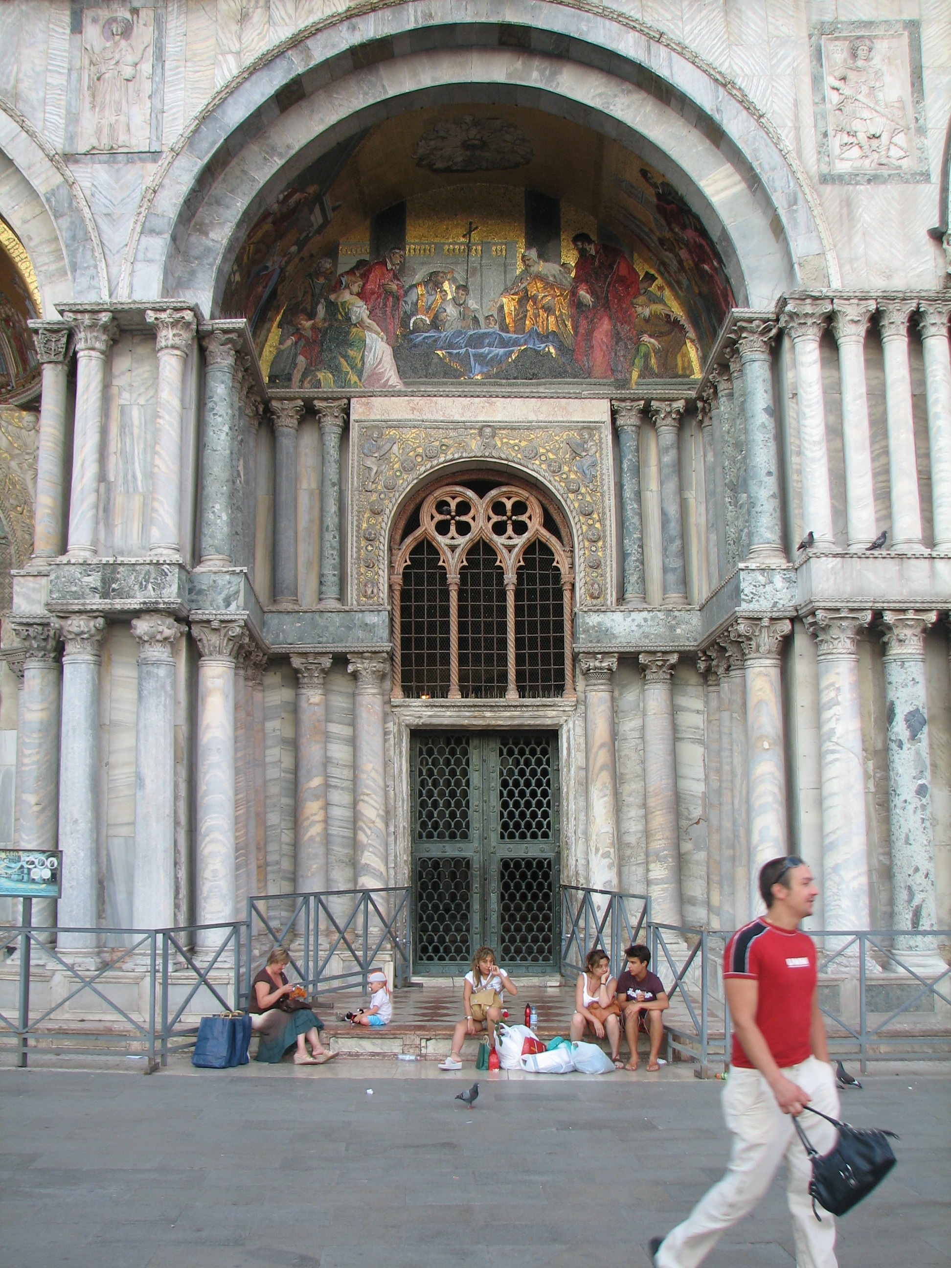The fourth porch with the interval to the central (or 3rd) porch on the right