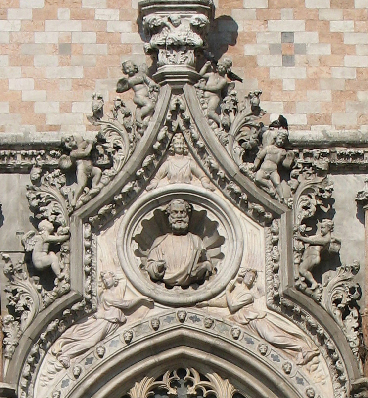 Crockets of Porta della Carta