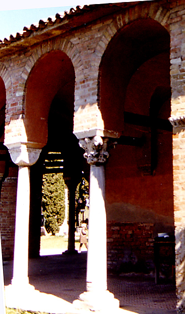 Santa Fosca, Torcello, stilted round arches and capitals