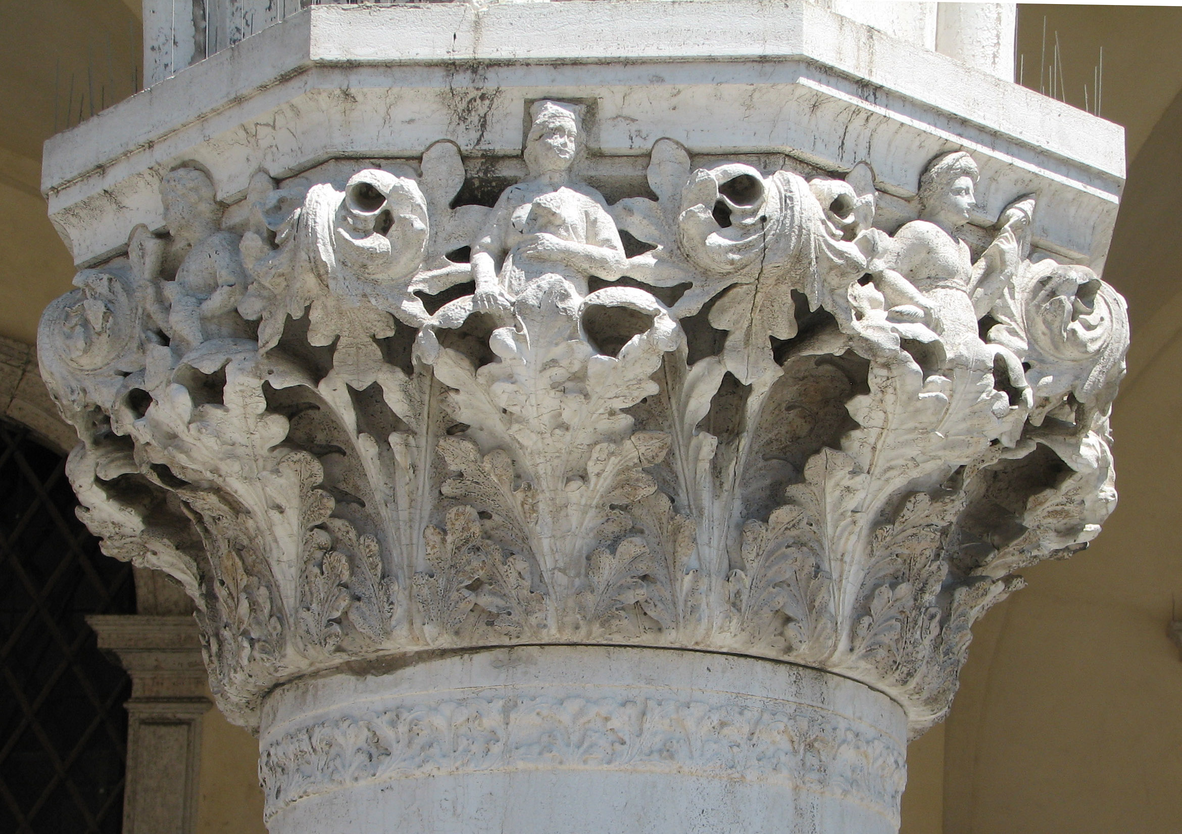 Detail of 26th capital in its current state