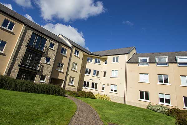 Bedrooms with shared bathrooms