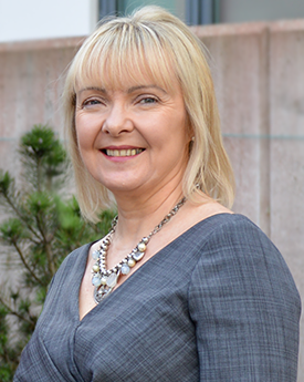 Elaine Davies