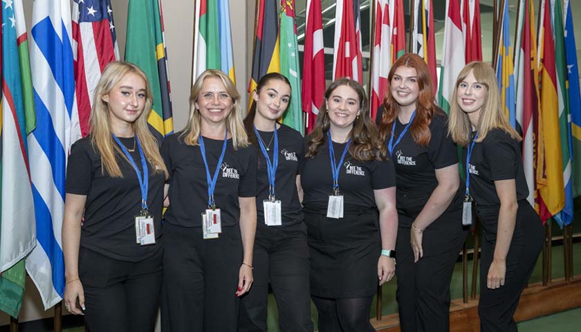 Cath Hill and 5 young survivors of the Manchester arena terror. 