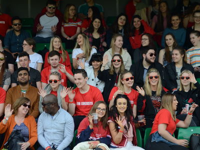 photo of the crowd