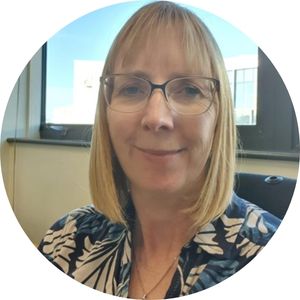 Professor Jeanette Whitaker 