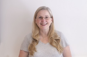 Photograph of Jan Hollinshead