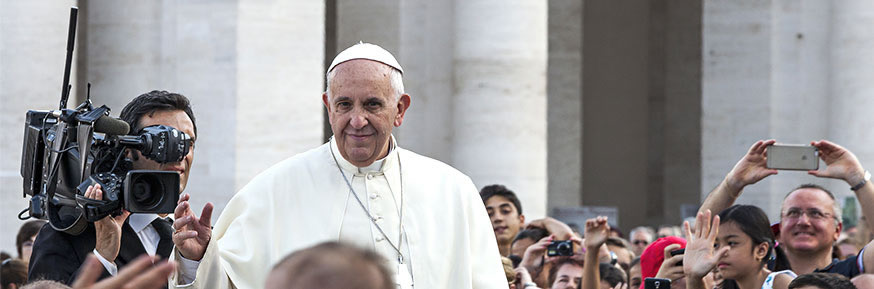 Pope greets the crowd