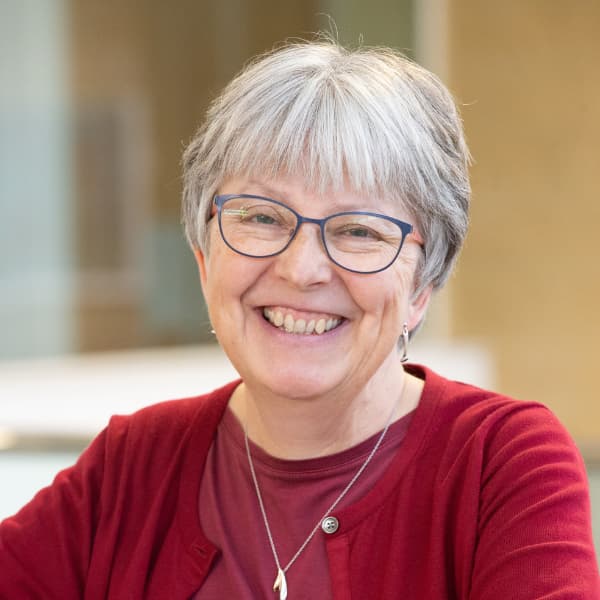 Professor Linda Hendry  