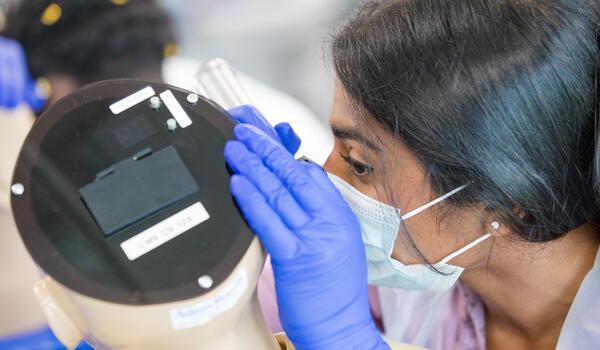 Medical Student in Clinical Skills Lab