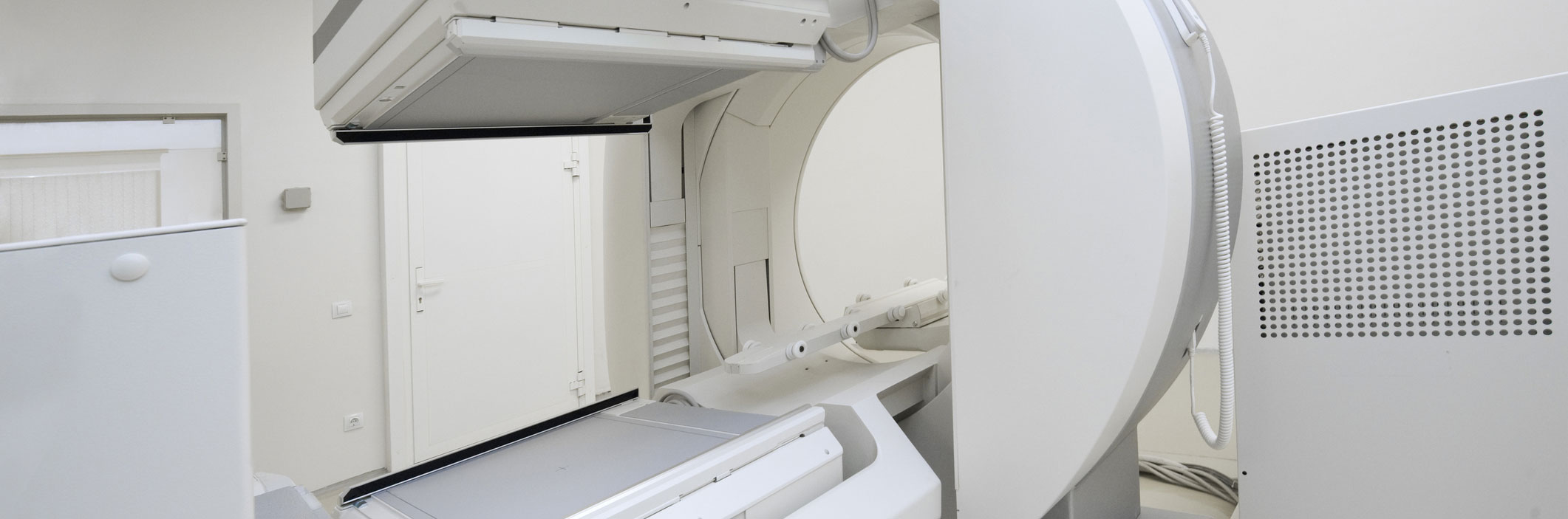 Radiation therapy equipment