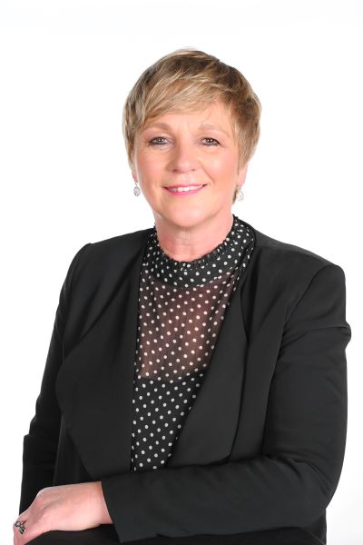 Lynne Knipe