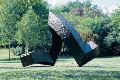 Charles Hadcock, Accord, 2003, cast iron © the artist Charles Hadcock, Accord, 2003, cast iron © the artist