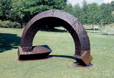 Charles Hadcock, Sesqui, 2002, cast iron © the artist