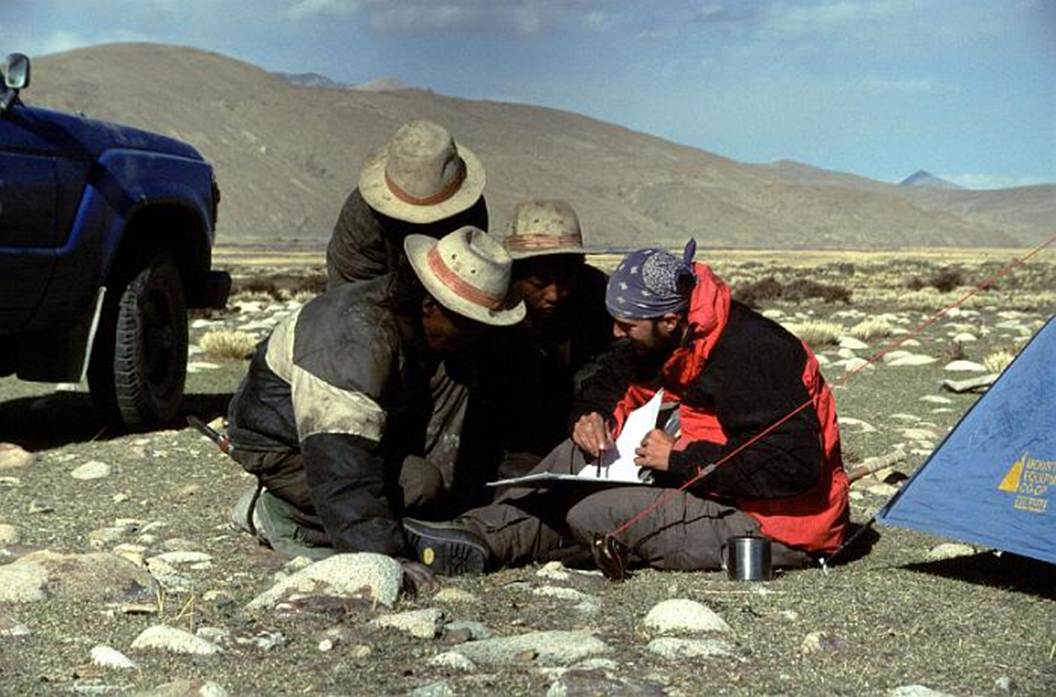 Description: http://www.es.lancs.ac.uk/people/yanin/Fieldwork/thumbs/Mapping_class-Tibet.jpg